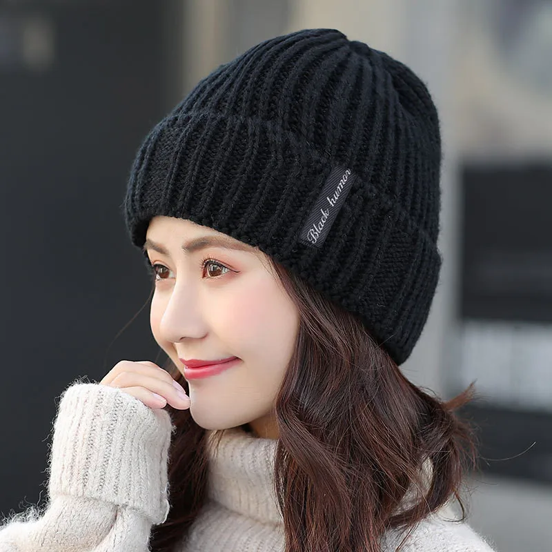 Hot Sale Classic Warm Winter Hats Stylish Plush Fur Lined Soft Beanie Cap Thick Fashion Winter Knitted Hats For Men Women