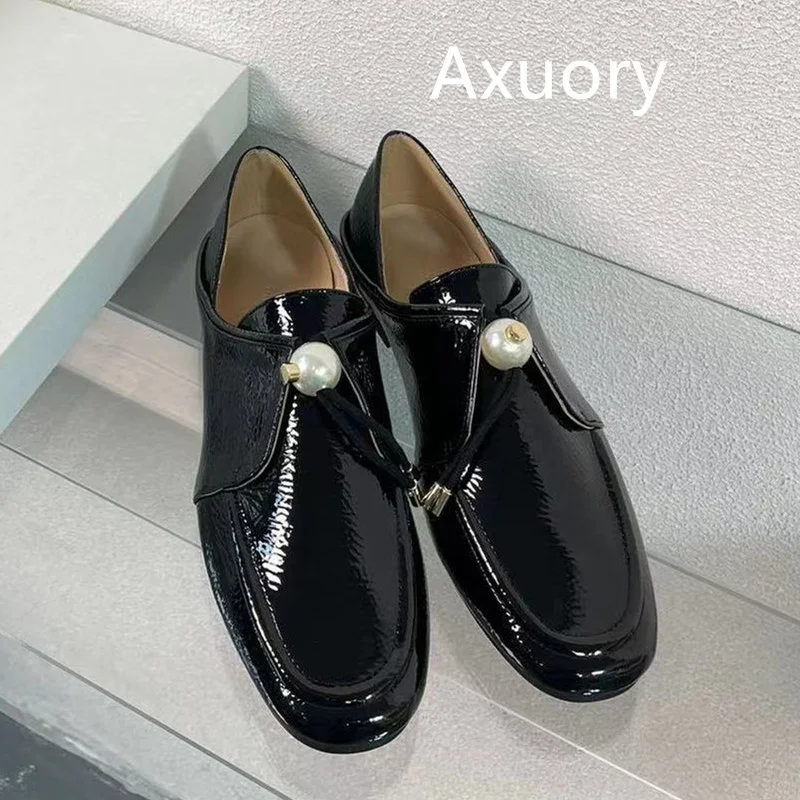 2023 New Women's Casual Leather Shoes Lacquer material Pearl Decoration Daily Shoe Nude shoes High Quality
