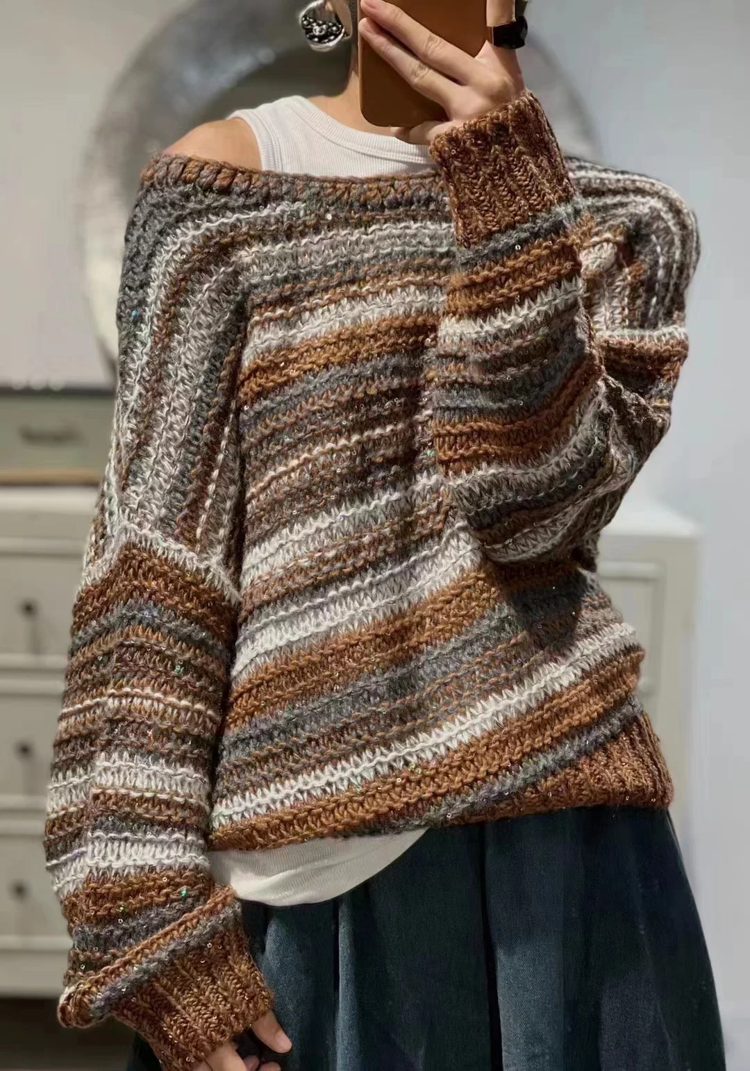 

2023 Summer and Autumn New Women's Clothing Comfortable Sequin Yarn Contrast Color Striped round Neck Sweater 0915
