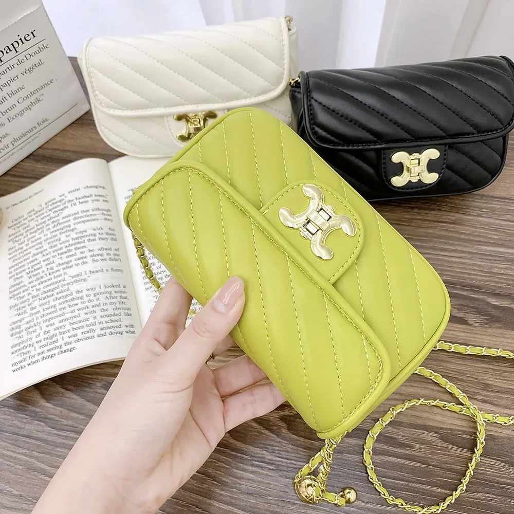 

Lingge Small Fragrant Style One Shoulder Oblique Straddle Bag with Small Design, Lock Buckle, Golden Ball, Versatile Women's Bag