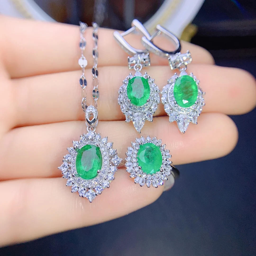 Emerald Jewelry Set 925 Sterling Silver Set for Women Necklace Christmas Whole Free Shipping Elegant Women&s Sets Fine