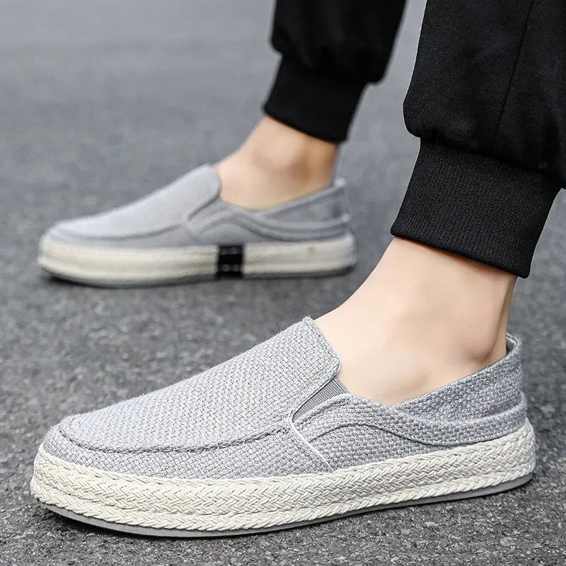 

Spring Men's Sneakers Lightweight Breathable Casual Shoes Men's Comfortable Flat Shoes Large Size Vulcanized Shoes Zapatillas