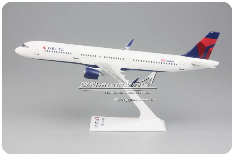 ガルフ航空 A321 1/200 モデルプレーン 41an0LuABqL._UF350,350_QL50_.jpg