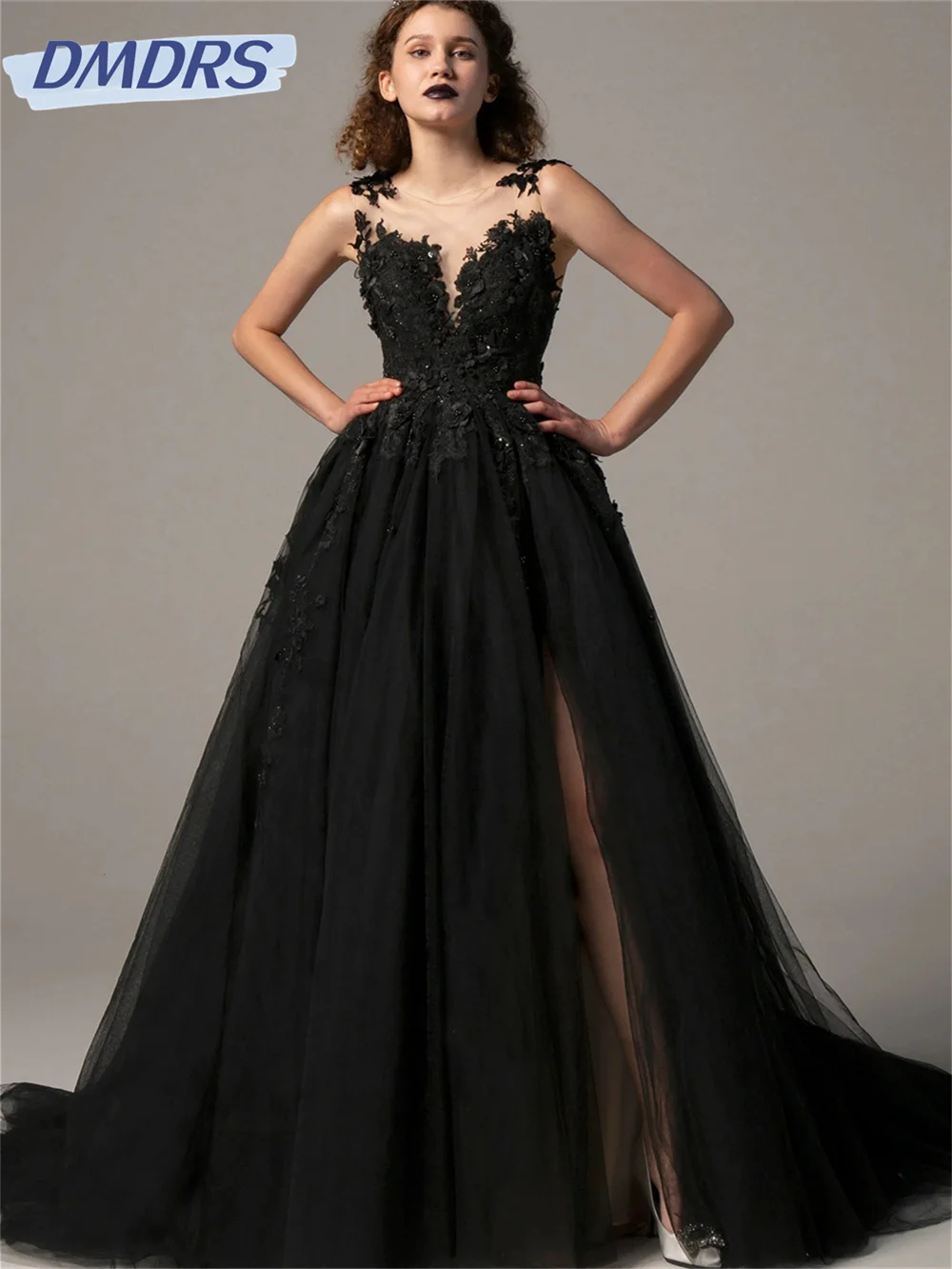 Рисунок 2 - Женское вечернее платье без рукавов It's yiiya