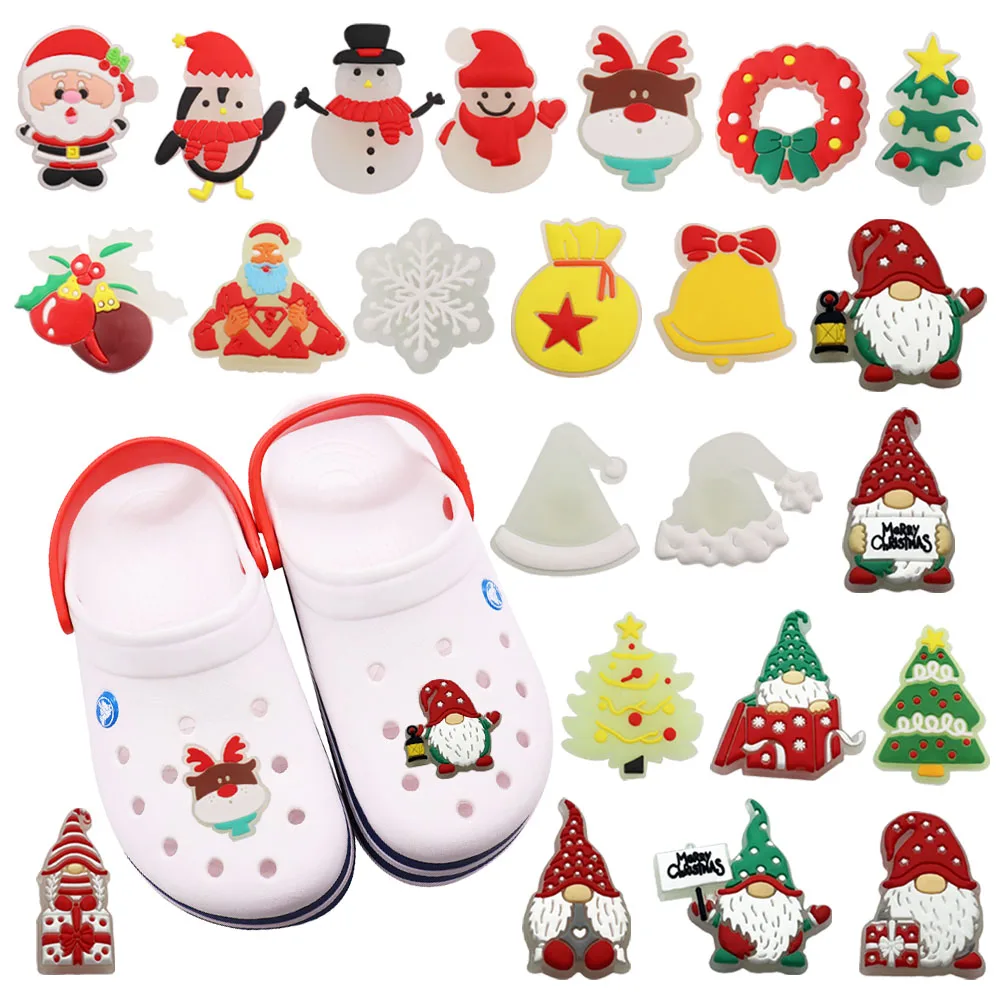 

Mix 50PCS PVC Grow on The Night Luminous Santa Claus Penguins Bell Christmas Tree Snowflakes Croc Charms Hole Slipper Decoration