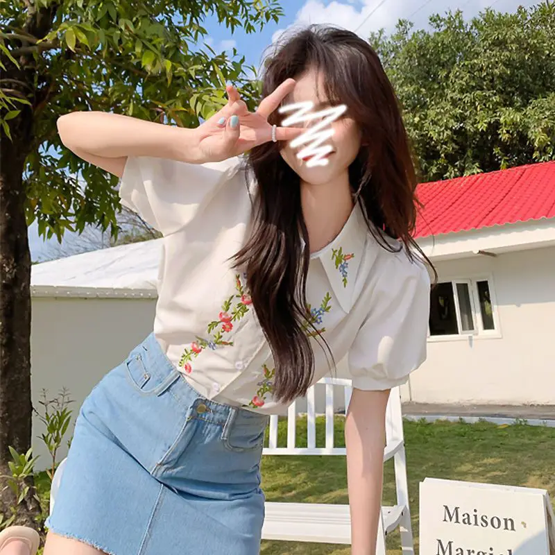 Fashion Women Sweaters 2024 Flower Embroidery Shirt Kawaii Shirt for Women Short Puff Sleeve Top Hawaiian Shirt