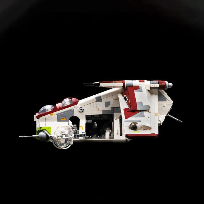 ブロック玩具の宇宙船 d5be70f47b74c28f1b7d6c65708392