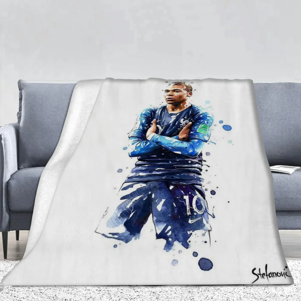 Kylian Mbappe ���� �β��� ���, �ܿ�� ���� ���� ������ ħ��, ǫ���ϰ� �ε巴�� ������ ���������� ���Ÿ� ħ�뺸, �ִϸ��̼� ����