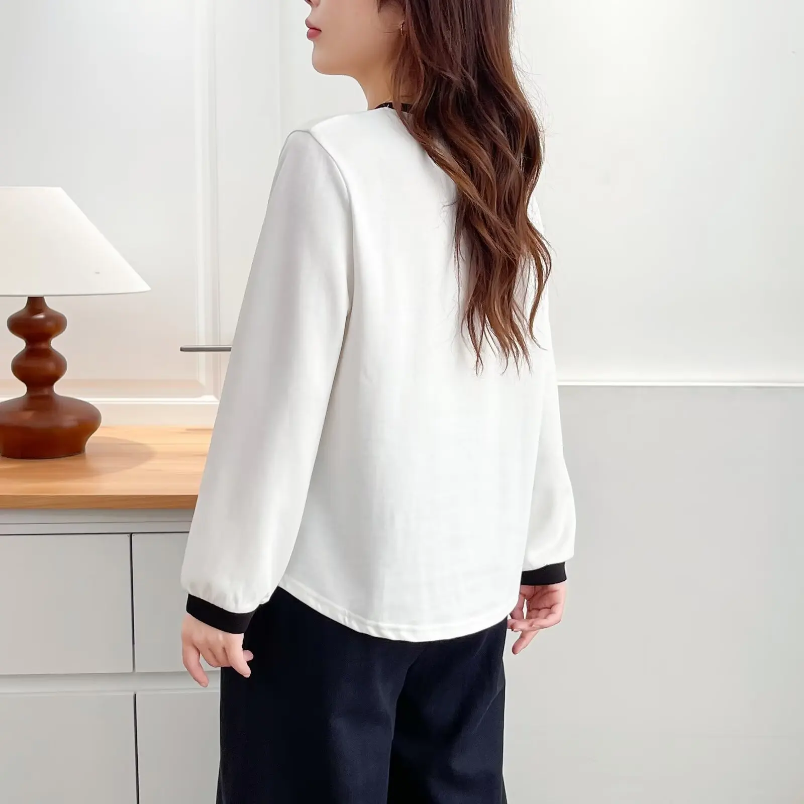 Fashion Plus Size Women's T-Shirt Autumn New Style Simple Color Contrast Pocket Decoration Long Sleeve Tops 818