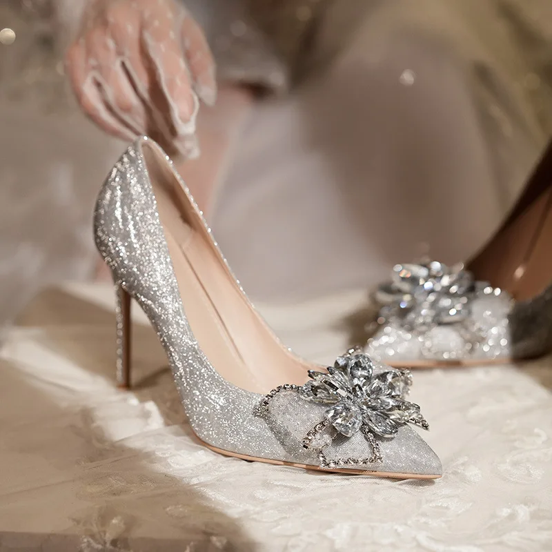 2023 Champagne New Bridal Shoes Women's Wedding Shoes Slim Heel Pointed  French Cinderella Crystal Bridesmaid High Heels shoes