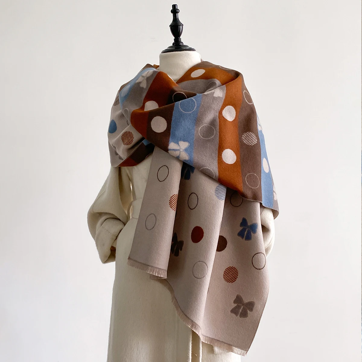 New Brand Elegance Bow Print Scarf Soft Warm Fringe Pashmina Shawl Autumn and Winter Outdoor Coldproof Windproof Blanket 2025