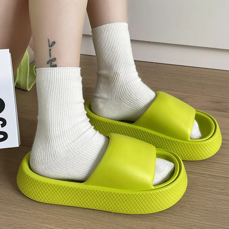 

4cm Thick Sole Slippers Female 2023 Summer Slipper Man Pure Green White Slipper Ins EVA Soft Bottom Couple Sandals Male