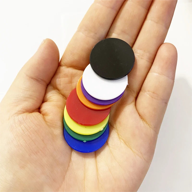 Рисунок 4 - пластиковые маркеры для монет