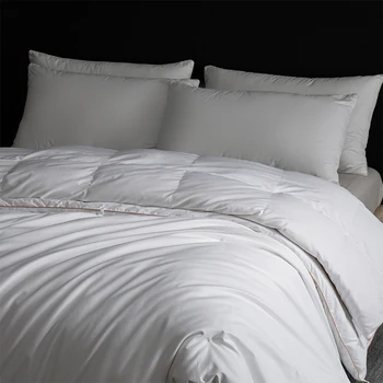 Couette en soie artisanale : remplissage en soie tirée à la main - Distribution uniforme, coque en coton respirant, Queen 1