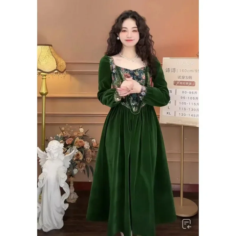 green emerald velvet dress 1960s Vintage Jade Green Velvet Dress