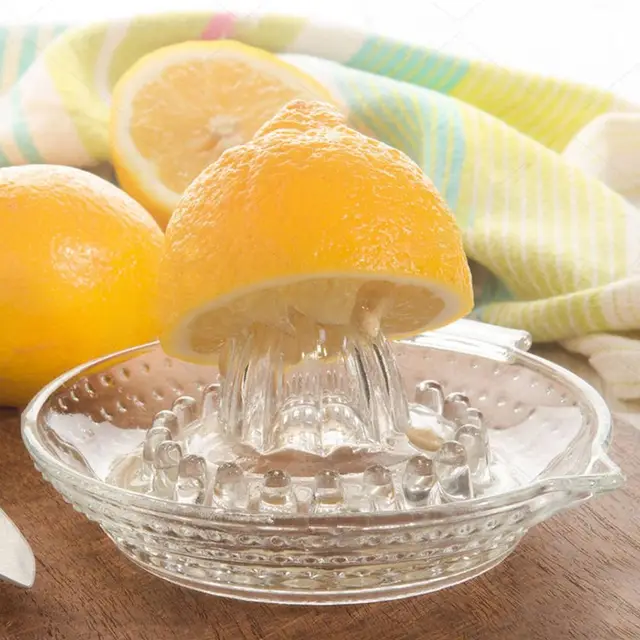 hand press fruit extractor with handle pour spout for citrus key lime lemon squeezer bar supplies fruit tool lemon juicer 4