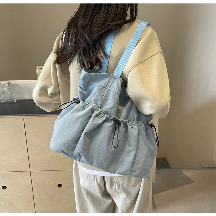 Large Capacity Tote Bag Fashion Shoulder Canvas Bag Work Commuting Bucket Bag