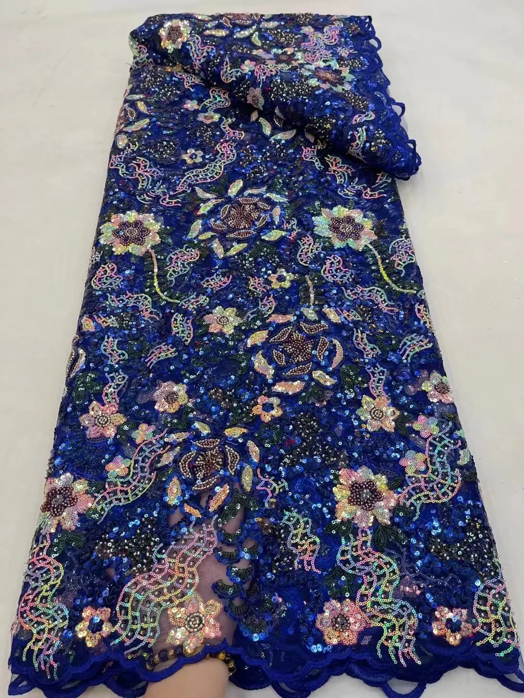 

2023 New Design Heavy Stones Nigerian Lace Fabrics Fashion Women African Tulle Lace Luxury Crystal Stones Fabrics For Wedding