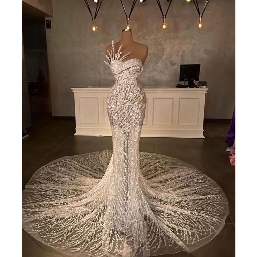 Sexy Evening Dresses Bateau Sleeveless Strapless Sequins Appliques Beaded 3D Lace Hollow Luxury Prom Dresses Formal Custom Made