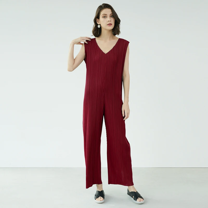 Miyake Pleated Large Size Casual Loose V-neck Sleeveless Black Women Jumpsuit Bell Bottom Loose Dress