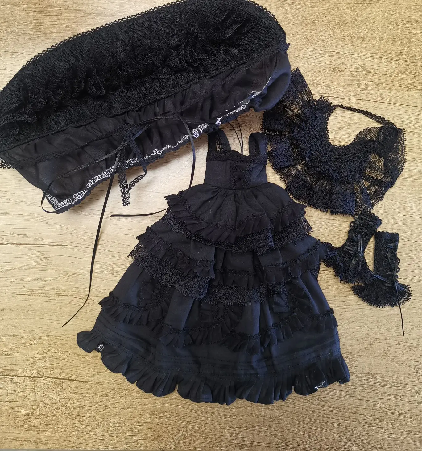 수제 브라이스 인형, 관절형 바디, 인형과 옷 판매 (귀와 신발은 없음, 우산은 없음) 머리카락은 유사합니다.