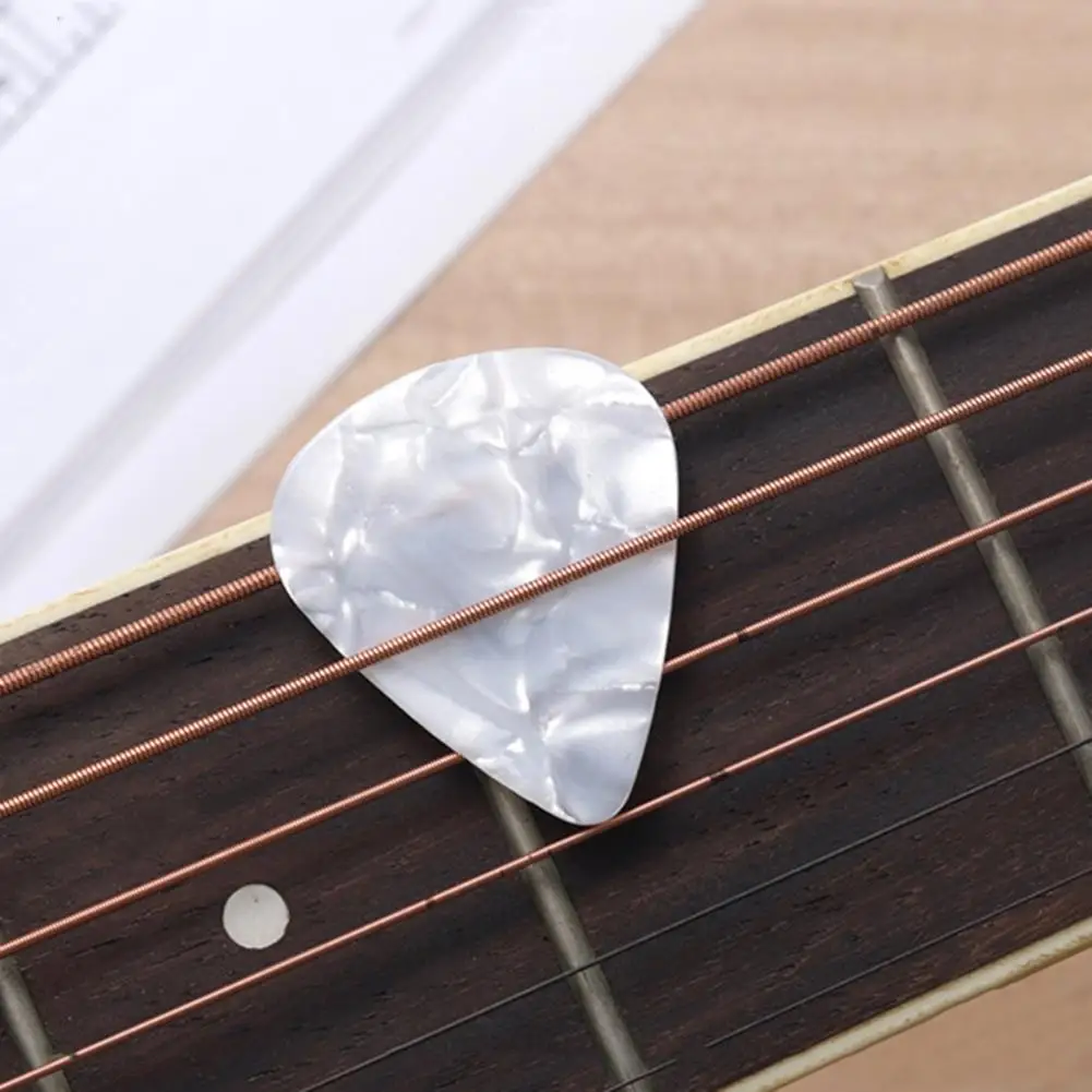 30Pcs 0.5mm 0.75mm 1.0mm Heart Celluloid Guitar Picks For Acoustic Guitar Electric Bass Ukulele Ultra-thin Guitars Picks