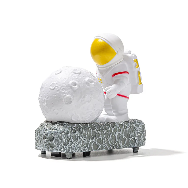 

New creative anime cartoon astronaut small night light heavy bass Bluetooth speaker mini card radio small stereo