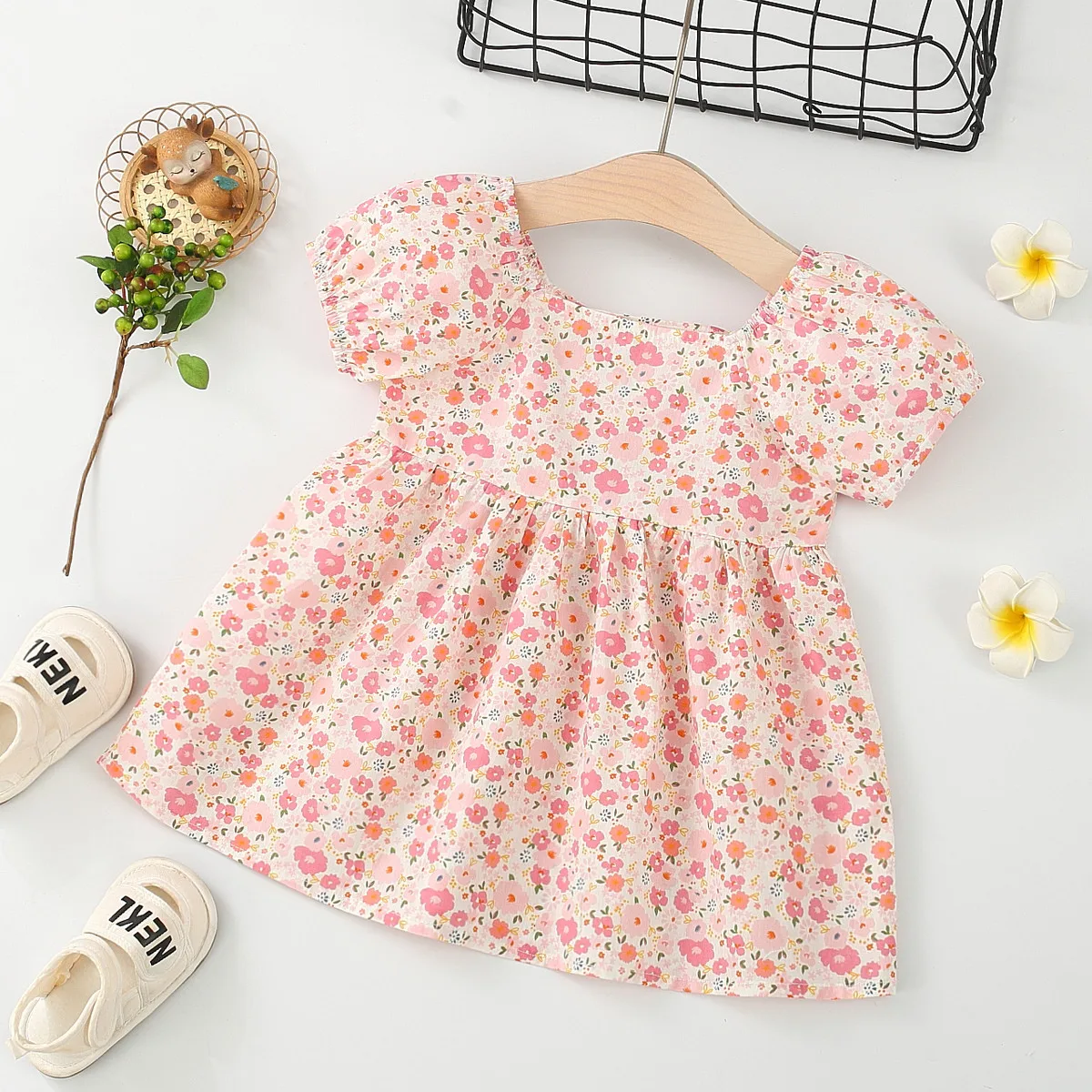 Sommer Kleinkind Baby Kleid rosa Blume Prinzessin Kleid Puff Ärmel Geburtstags kleid für Kinder Mädchen