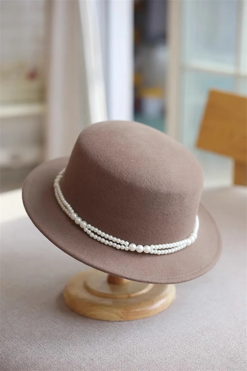 

202312-2508373 ins chic winter wool felt pearl ribbon lady fedoras cap women leisure panama jazz hat