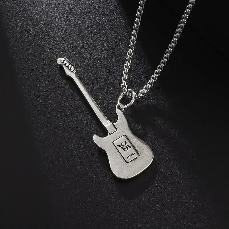 エレキギター型ペンダントネックレス ネックレス エレキギターネックレス ロックアクセサリー : r-m store