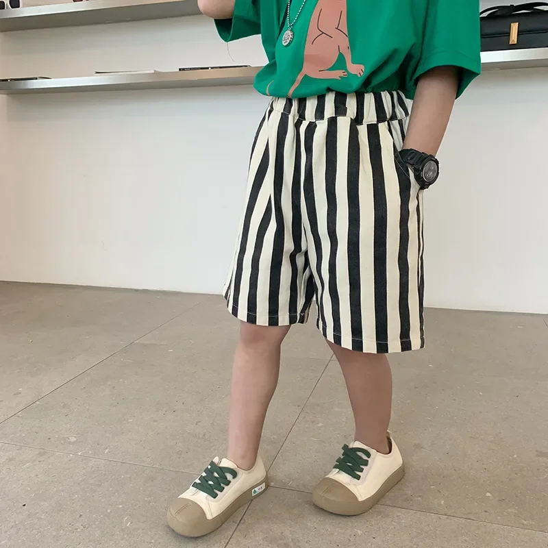 

2024 Summer Kids Vertical stripe shorts Boys and girls fashion casual straight knee length pants
