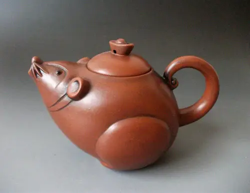 

Chinese Purple Clay zisha YIXING Pottery Teapot Mouse shape