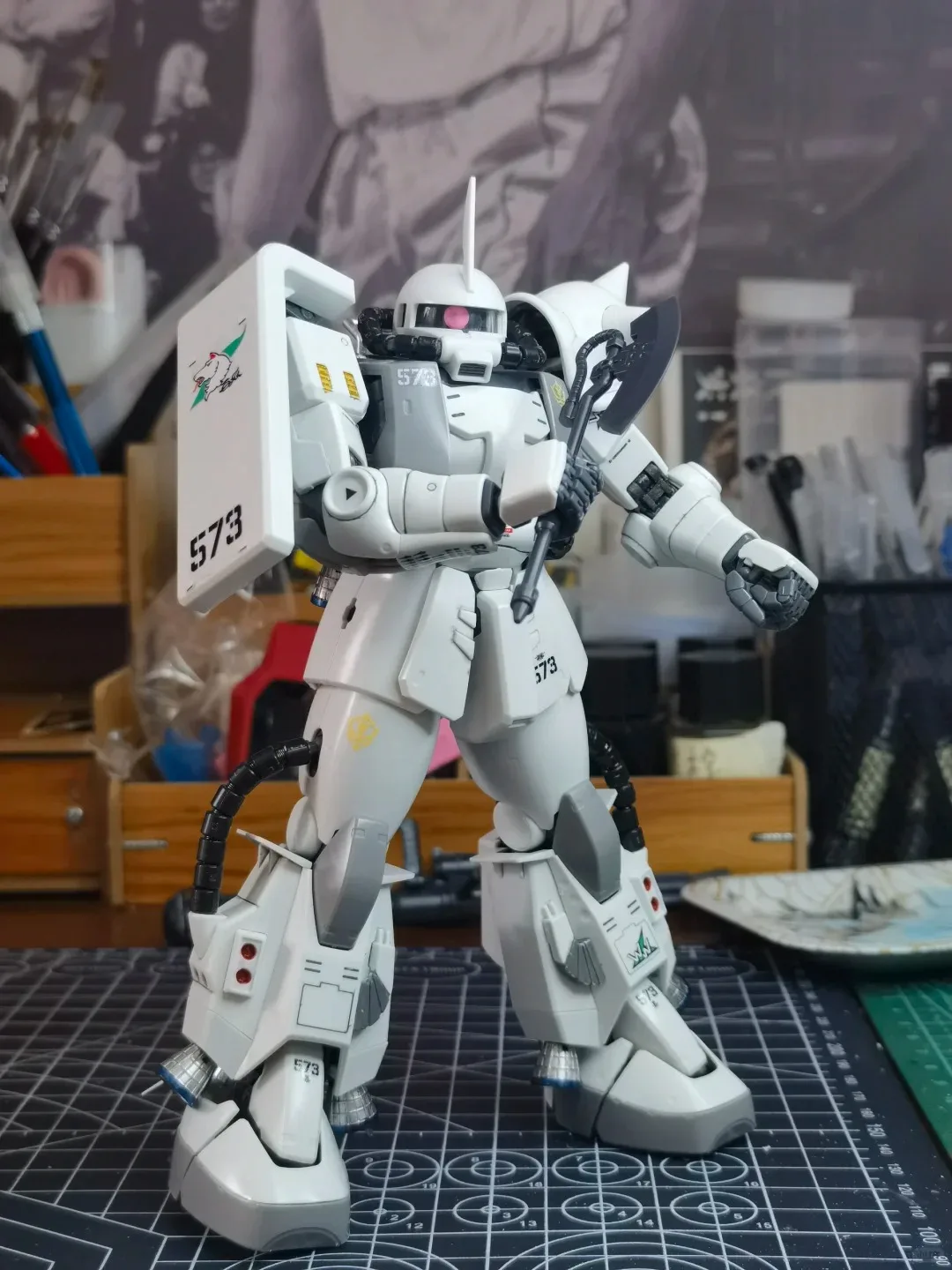 HG 1/144 GTO 015 MS05 Char Aznable Custom Red Zaku Special Edition Montagemodellbausatz Roboterspielzeug Geschenk für Sammler Kinder – Detail 11