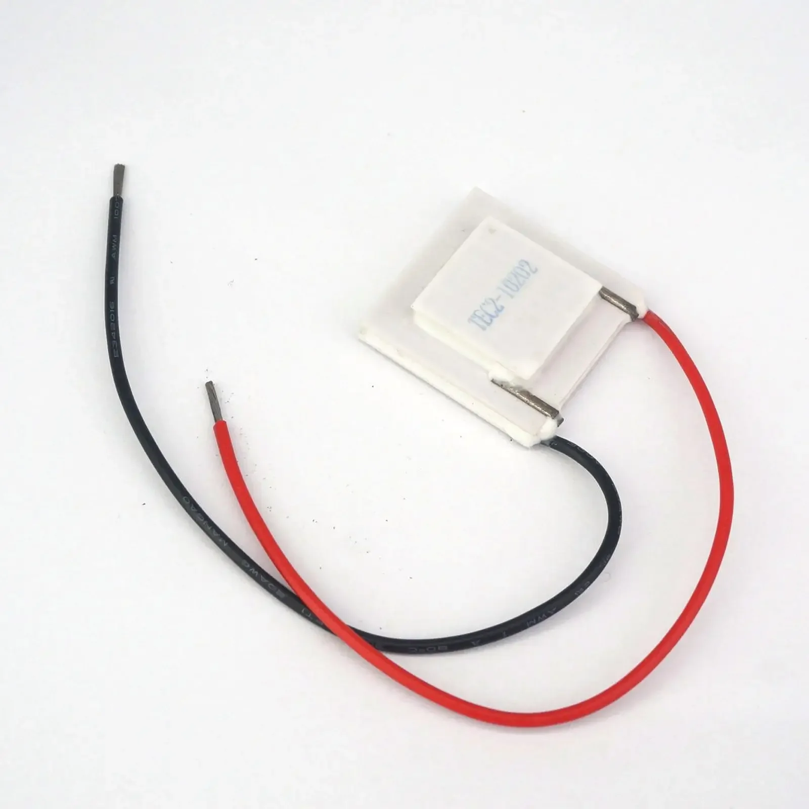 TES2-10202 20x30mm 2-layers Ceramic Heatsink Thermoelectric Cooler Peltier Cooling Plate Refrigeration Module