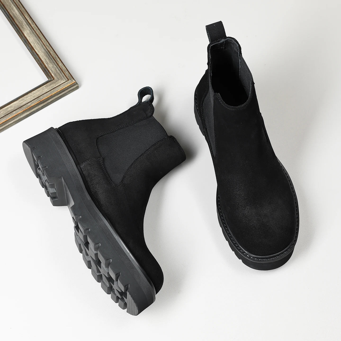 Englische Chelsea-Stiefel im Retro-Stil, echtes Leder, Ofenrohr, kurze Stiefel, Herren, Mitte der Wade, handgefertigt, lässig, Schleifleder, Wildleder – Detail 4