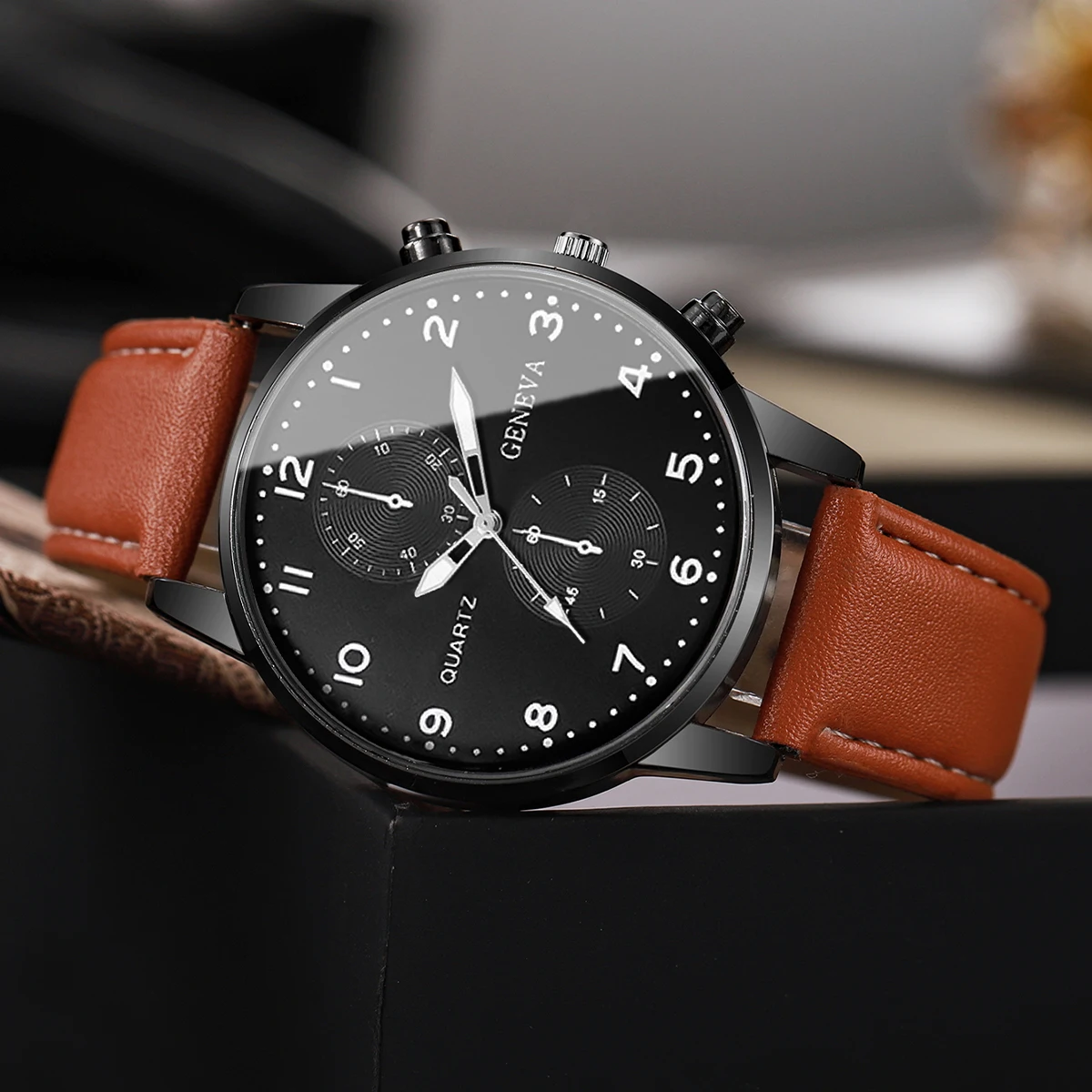 2pcs/set Men's Casual Watch Classic Versatile Digital Scale Dial Leather Strap Analog Quartz Watch Combination Set (No Box)