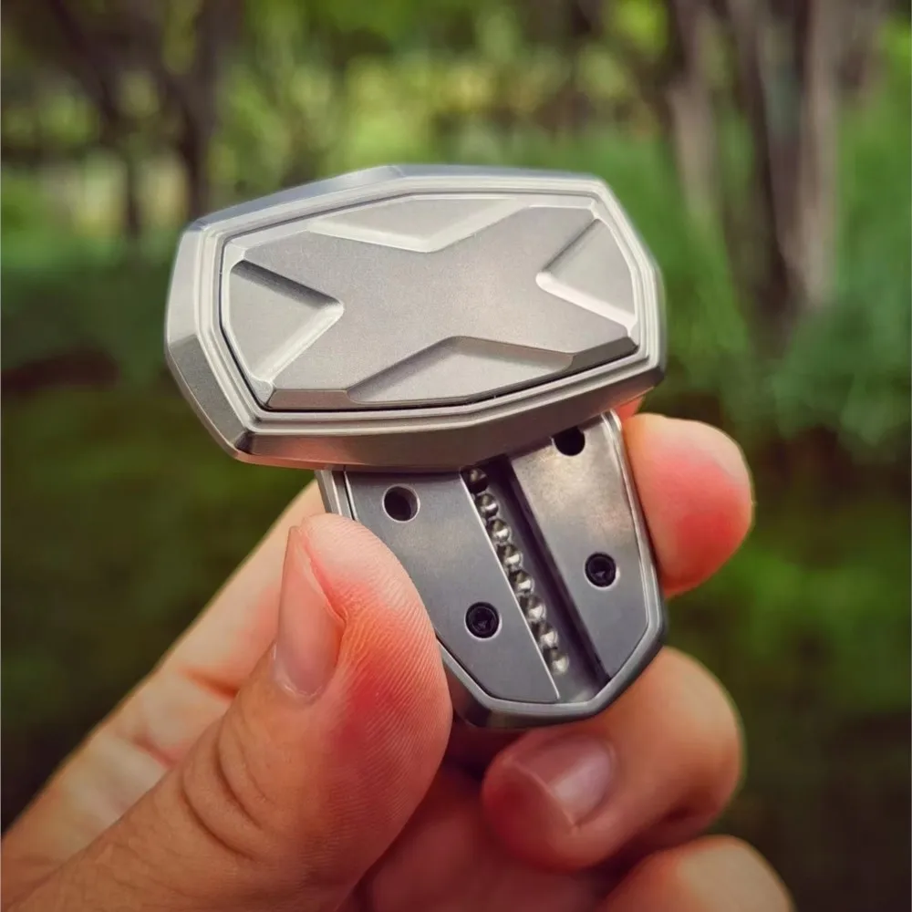 Chenyu Guardian Mechanical Push Slider Fingertip Gyro Finger