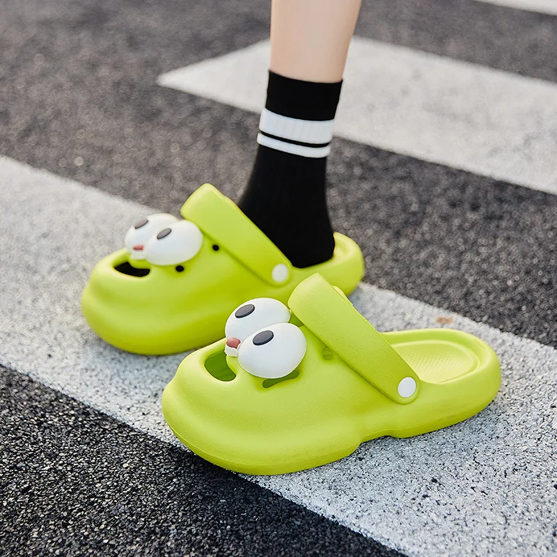 Women's Slippers Clogs Summer Beach Cartoon Big Eyes Kawaii Slides Funny Sandals Flip Flops Indoor Outdoor Soft Non Slip Sandals