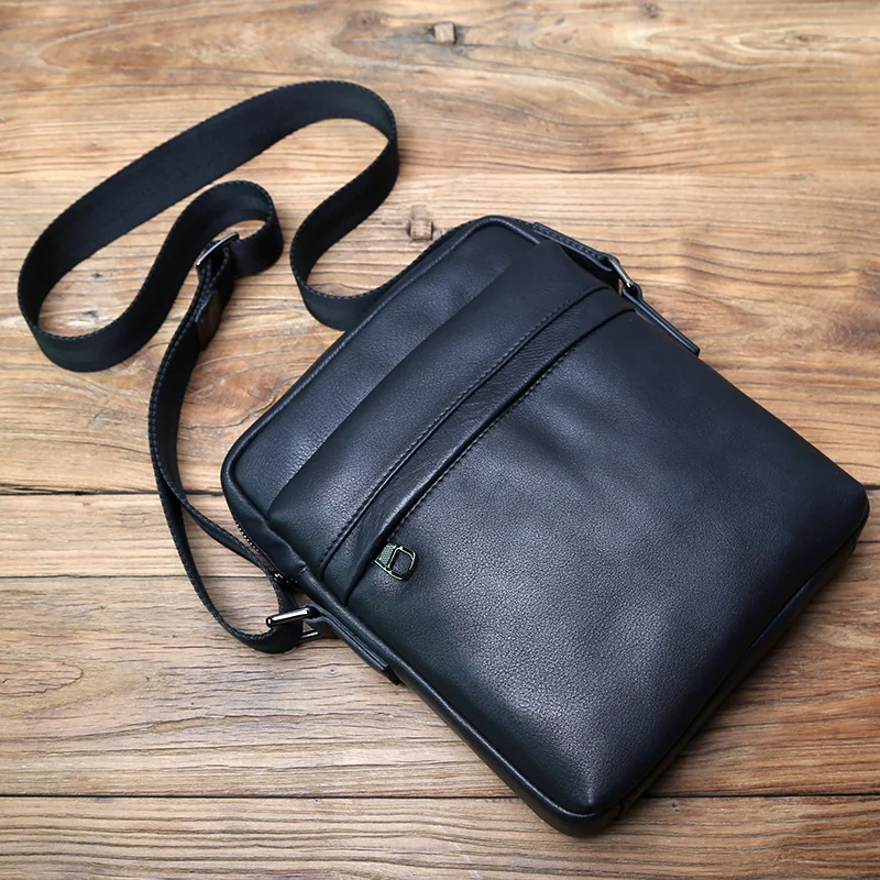 New Men's Leather Shoulder Bag Top Layer Leather Casual Backpack Vertical Crossbody Bag Trendy Men's Bag 10-inch IPad Bag NZPJ