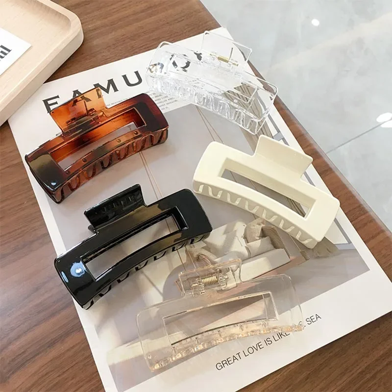 Рисунок 2 - Новый зажим-краб для женщин