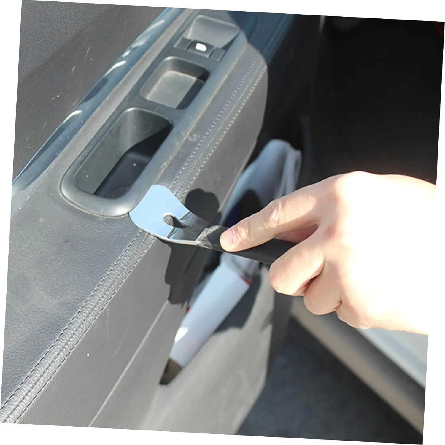 Metal Pry Bar Metal pry bar pry plate anti slip handle high hardness multifunctional removable nail door radio disassembly and assembly