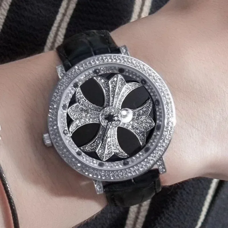 Good Luck Couple Watch Rotable Dial Luxury Diamonds Waterproof Lady Watches Babysbreath Fashion Mens Clock Men and Women Relógio