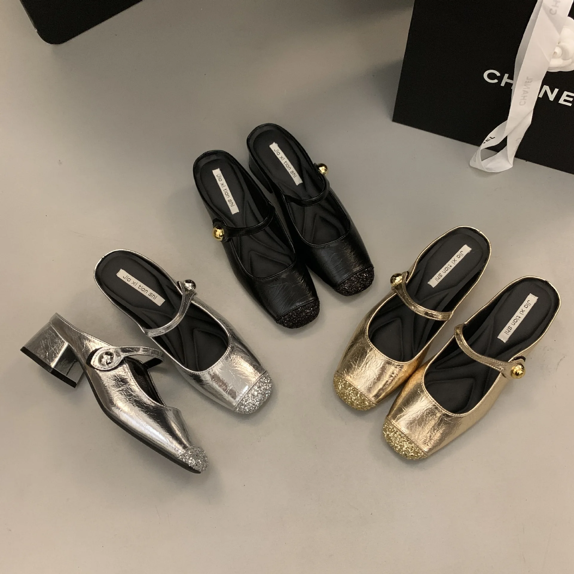 

Туфли женские на квадратном каблуке, шлепанцы, квадратный каблук, квадратный каблук, серебристые римские шлепанцы, из искусственной кожи, с резиновой подошвой, сланцы, «Мэри Джейн»