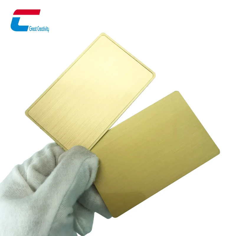 제조업체의 고급 NFC 금속 카드 스테인리스 스틸 RFID 스마트 카드 NTAG 215 216 칩 소셜 명함