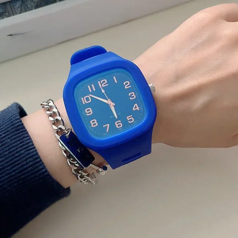 Quartz Watch Square For Men and Women Ins Style Simple Waterproof Sports Leisure Fashion Student Couple