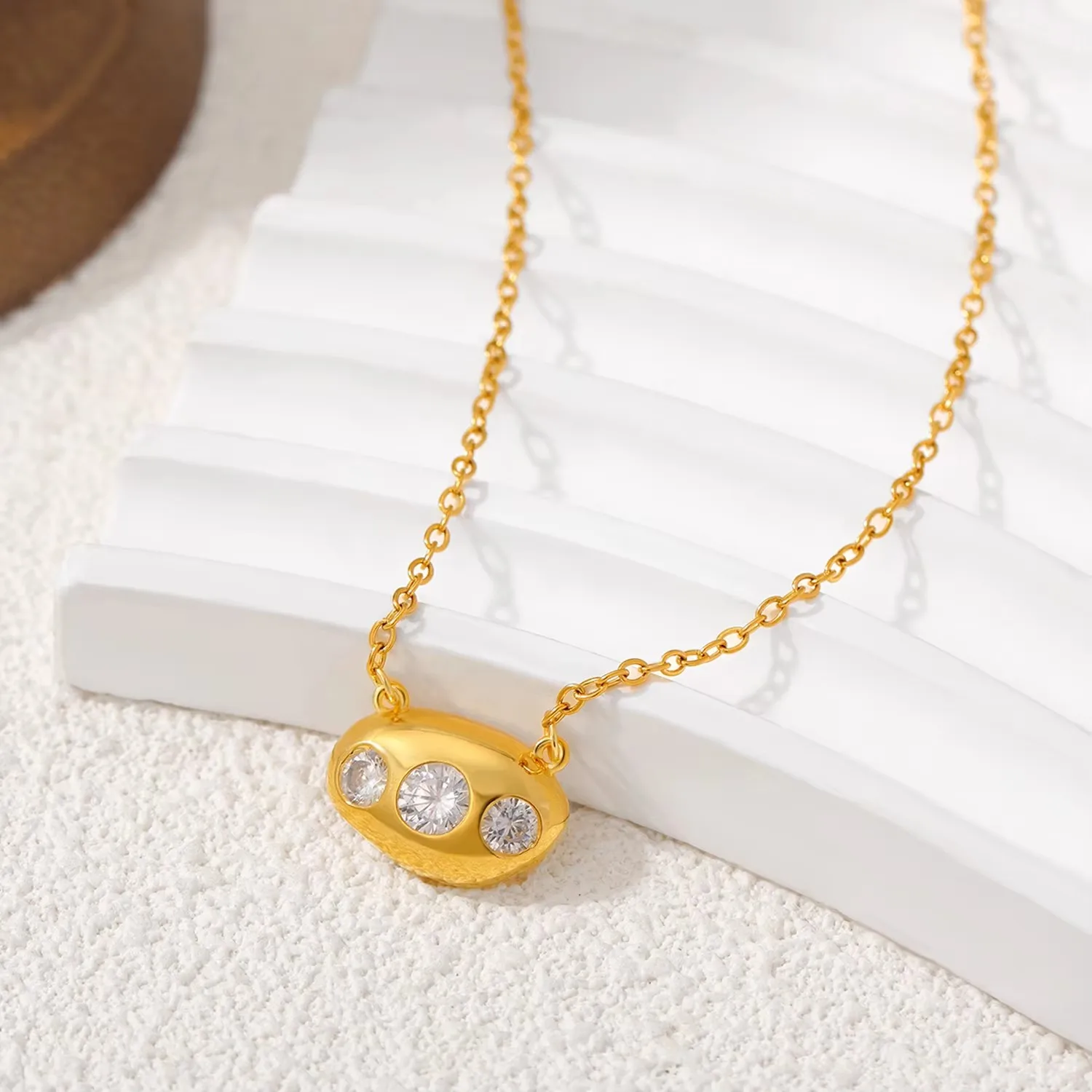 Fashion Geometric Oval Stud Earrings for Women Inlaid Cubic Zirconia White Crystal Chunky Pendant Necklace Choker Party Jewelry