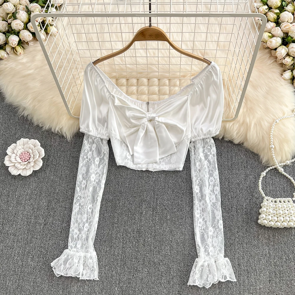 

2022 Spring New Han Chao Fairy Sweet Temperament Lace Splicing Square Neck Pullover Shirt Foreign Style Short Top