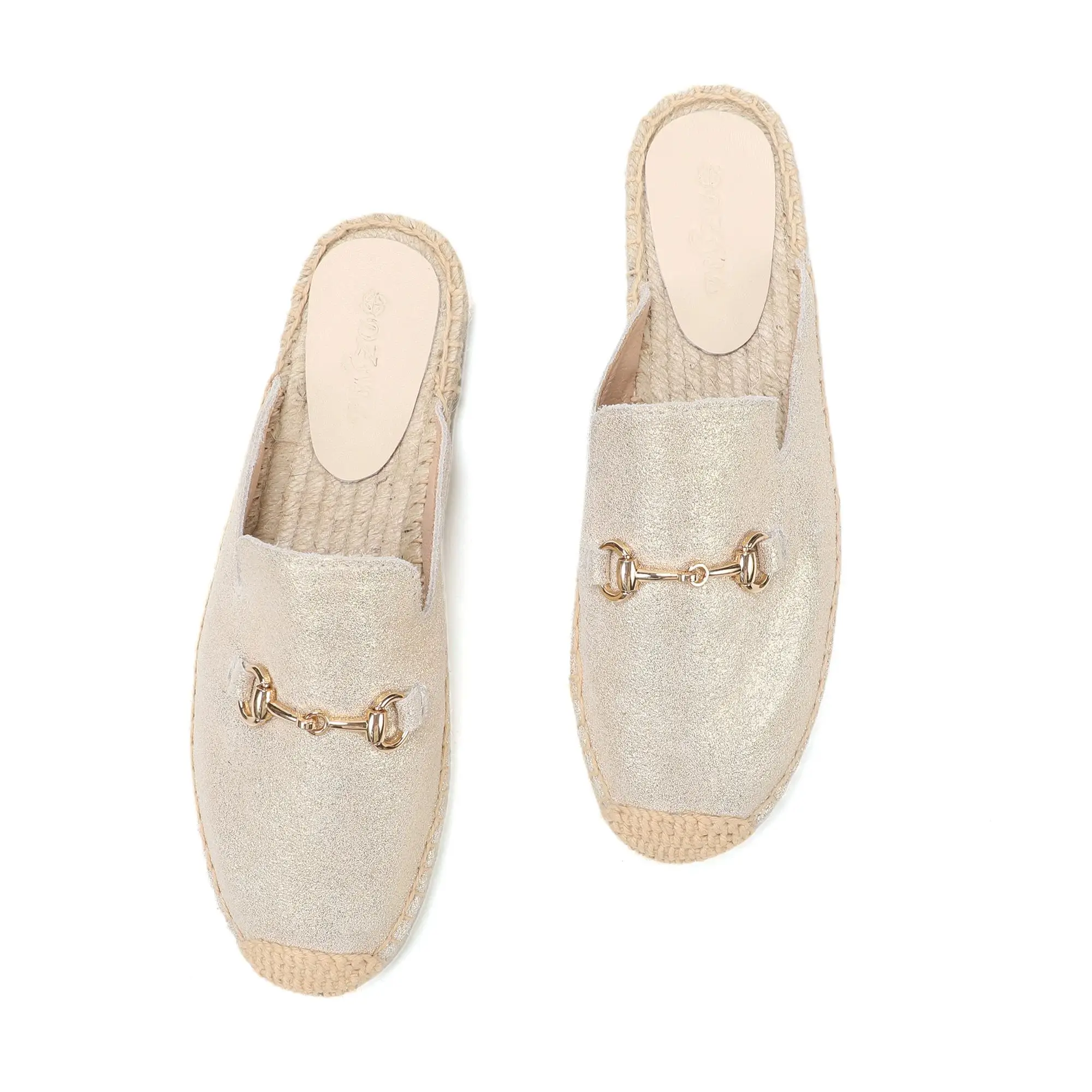 

Comfortable and Stylish Women's Flat Shoes Sandals Espadrilles and Slippers to Elevate Your Summer Look
