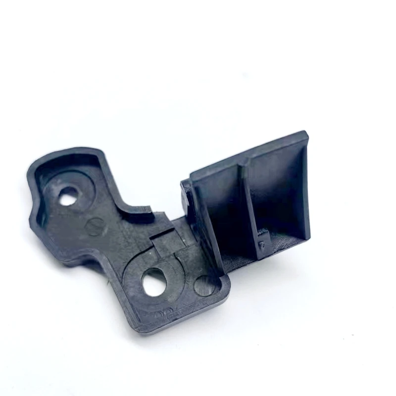 

Suitable for Peugeot 206 206CC 207 308 307 408 Citroen C4 C2 intake air filter bracket 1436G0 PLASTIC CLIP