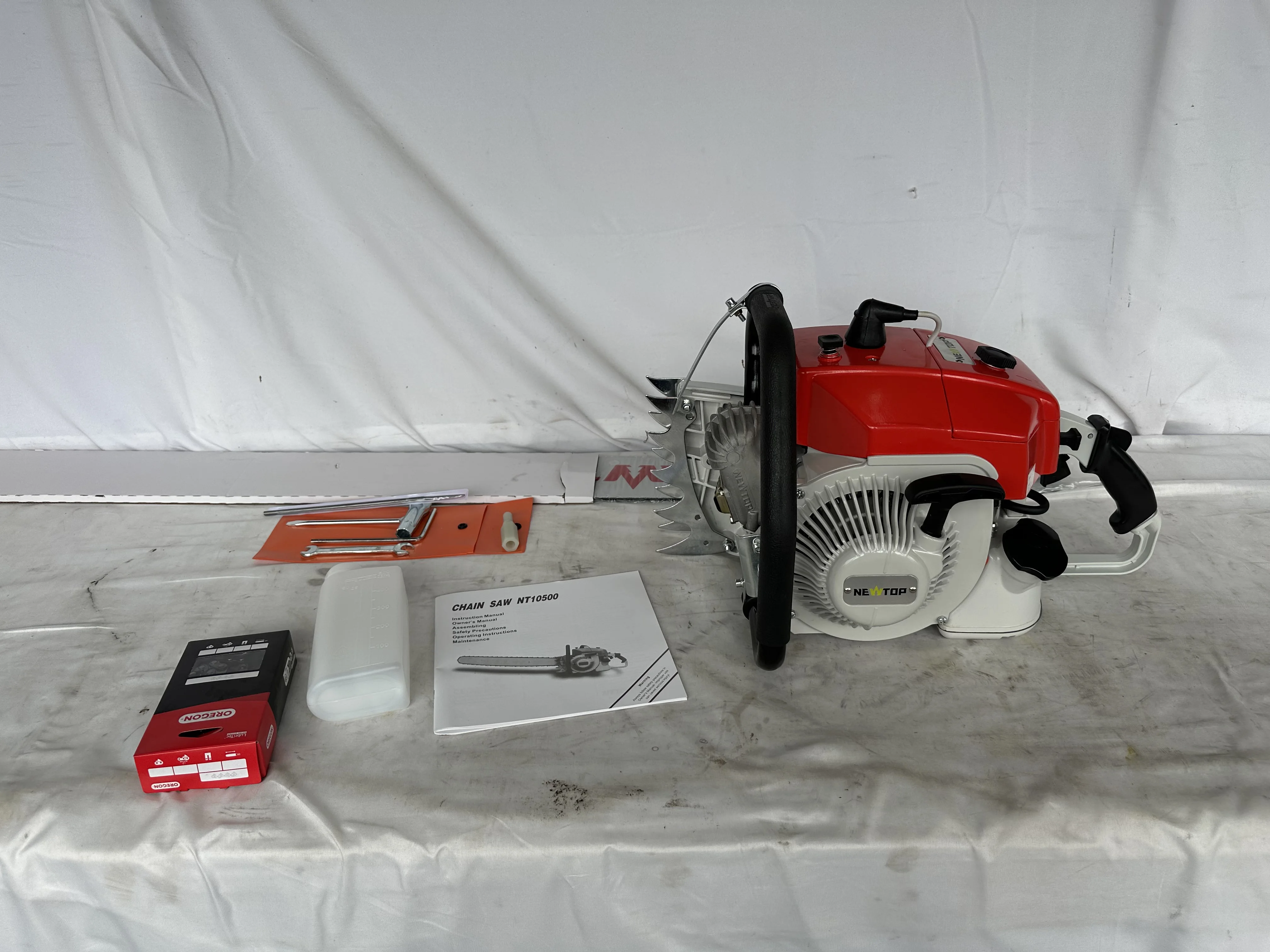 뉴탑 NT10500 MS070 105cc 강력한 전문가용 휘발유 체인톱 070